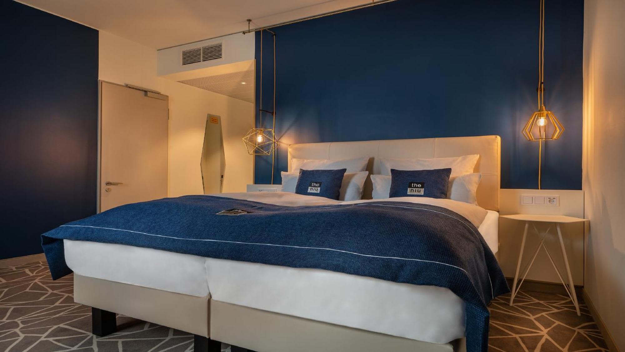Holiday Inn - The Niu, Ridge Halle Central Station By Ihg Экстерьер фото