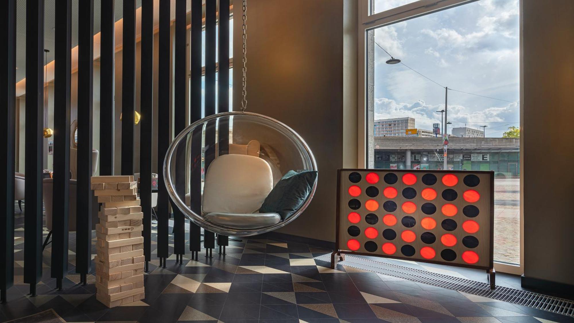 Holiday Inn - The Niu, Ridge Halle Central Station By Ihg Экстерьер фото